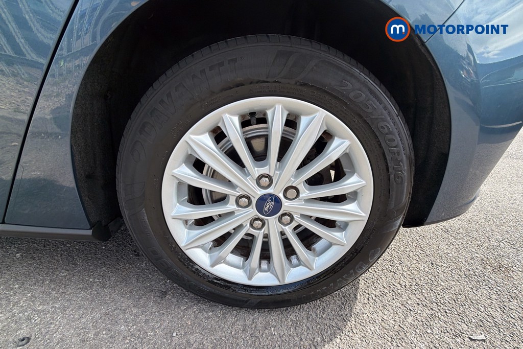 Ford Focus Titanium Manual Petrol Hatchback - Stock Number (1678280) - 20th supplementary image
