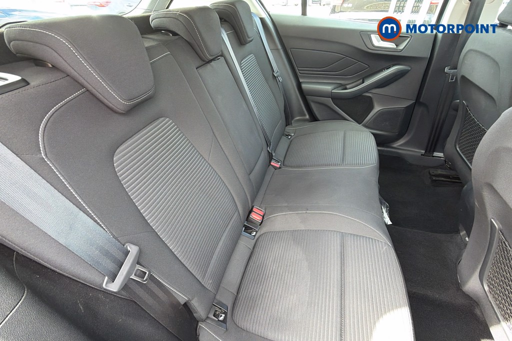 Ford Focus Titanium Manual Petrol Hatchback - Stock Number (1678280) - 32nd supplementary image
