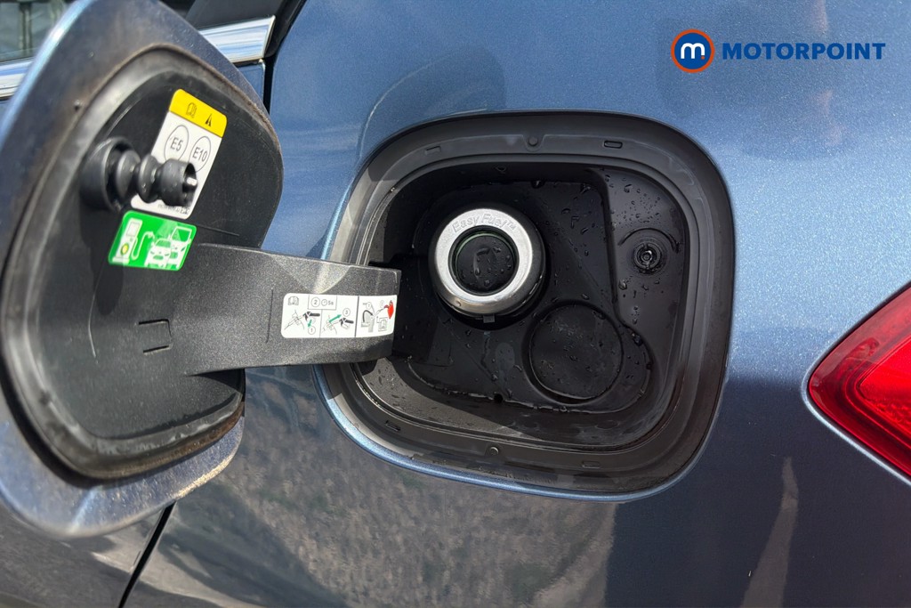 Ford Focus Titanium Manual Petrol Hatchback - Stock Number (1678280) - 42nd supplementary image