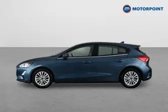 Ford Focus Titanium Manual Petrol Hatchback - Stock Number (1678280) - Passenger side