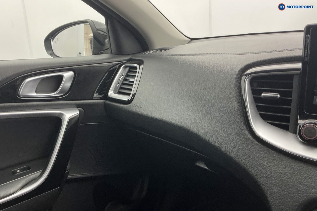 KIA Xceed First Edition Automatic Petrol Plug-In Hybrid Hatchback - Stock Number (1678603) - 19th supplementary image