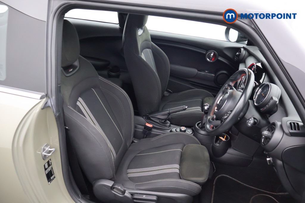 Mini Hatchback Cooper Sport Manual Petrol Hatchback - Stock Number (1678638) - 14th supplementary image