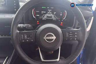 Nissan Qashqai N-Connecta Manual Petrol SUV - Stock Number (1678995) - 2nd supplementary image