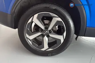 Nissan Qashqai N-Connecta Manual Petrol SUV - Stock Number (1678995) - 46th supplementary image