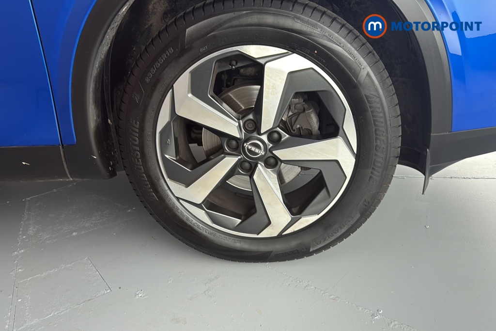 Nissan Qashqai N-Connecta Manual Petrol SUV - Stock Number (1678995) - 47th supplementary image