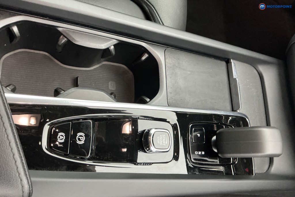 Volvo Xc60 Plus Automatic Petrol Plug-In Hybrid SUV - Stock Number (1679080) - 16th supplementary image