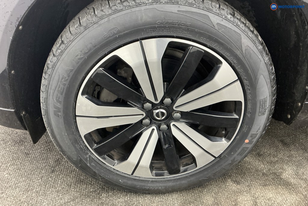 Volvo Xc60 Plus Automatic Petrol Plug-In Hybrid SUV - Stock Number (1679080) - 38th supplementary image