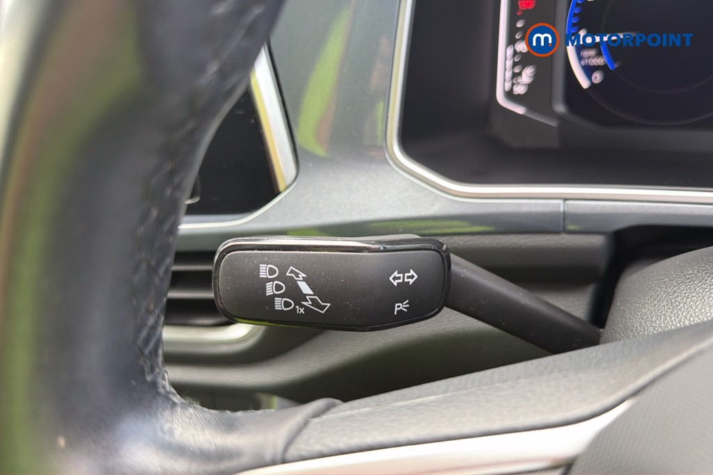 Volkswagen T-Roc Style Manual Petrol SUV - Stock Number (1679433) - 9th supplementary image