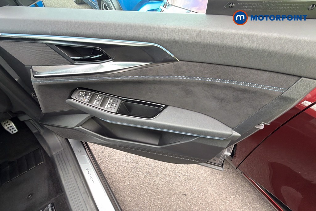 Renault Austral Techno Esprit Alpine Automatic Petrol-Electric Hybrid SUV - Stock Number (1679976) - 4th supplementary image