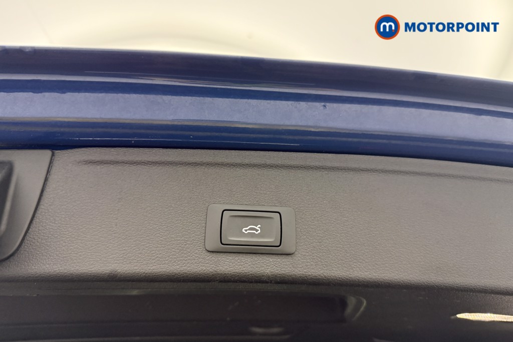 Audi A4 Black Edition Automatic Petrol Estate - Stock Number (1679987) - 33rd supplementary image