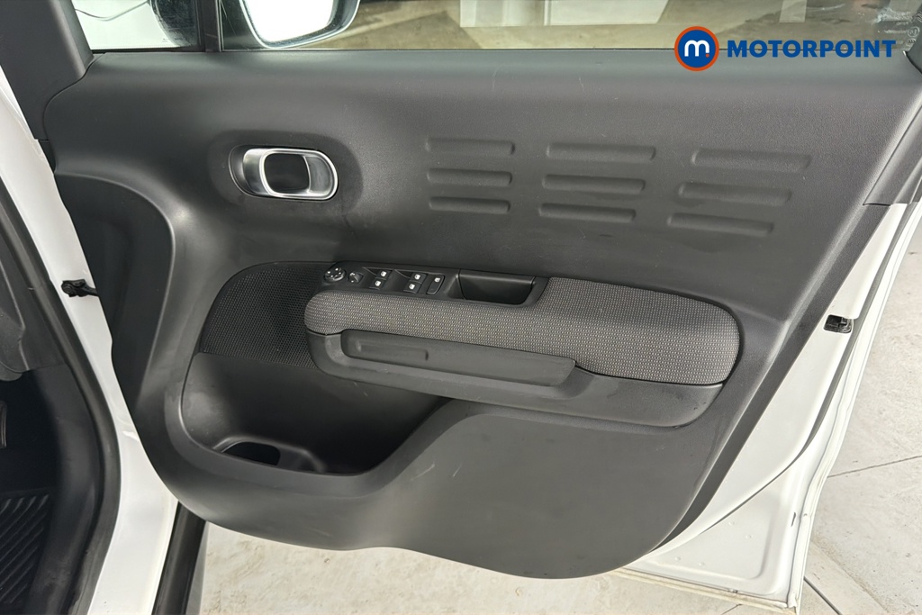Citroen C3 Aircross Plus Manual Petrol SUV - Stock Number (1680280) - 18th supplementary image