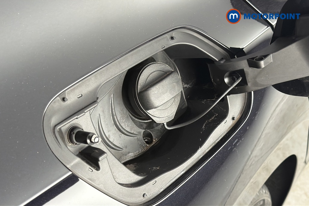 Volkswagen Golf Style Edition Manual Petrol Hatchback - Stock Number (1680311) - 41st supplementary image