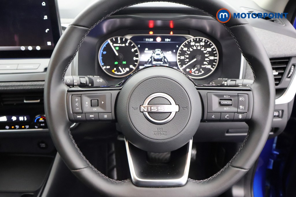 Nissan Qashqai Acenta Premium Automatic Petrol-Electric Hybrid SUV - Stock Number (1680336) - 5th supplementary image