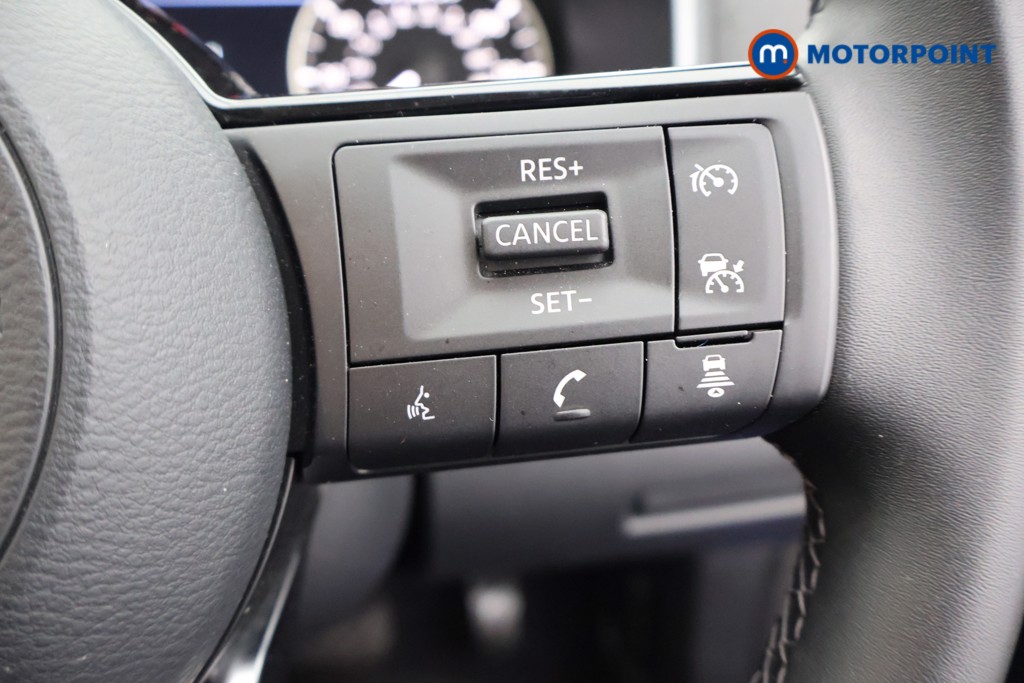 Nissan Qashqai Acenta Premium Automatic Petrol-Electric Hybrid SUV - Stock Number (1680336) - 7th supplementary image