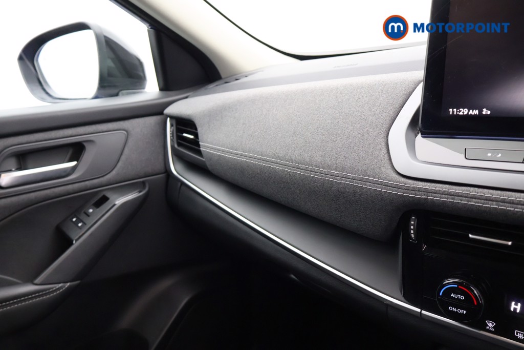 Nissan Qashqai Acenta Premium Automatic Petrol-Electric Hybrid SUV - Stock Number (1680336) - 11th supplementary image