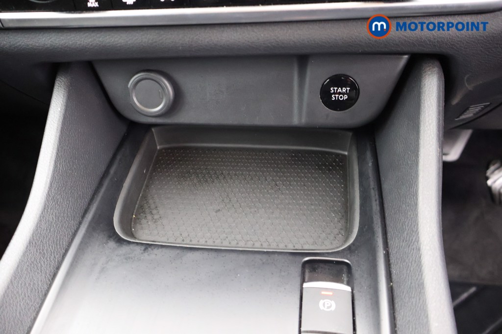 Nissan Qashqai Acenta Premium Automatic Petrol-Electric Hybrid SUV - Stock Number (1680336) - 14th supplementary image