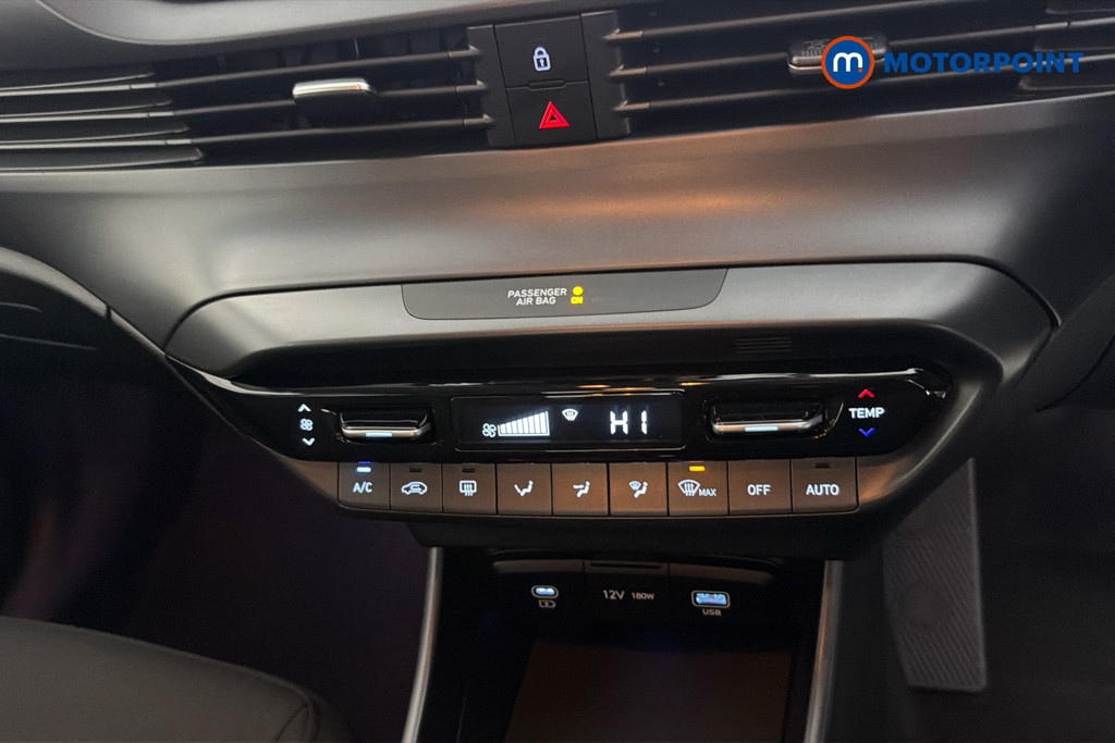 Hyundai I20 Premium Automatic Petrol Hatchback - Stock Number (1680338) - 12th supplementary image