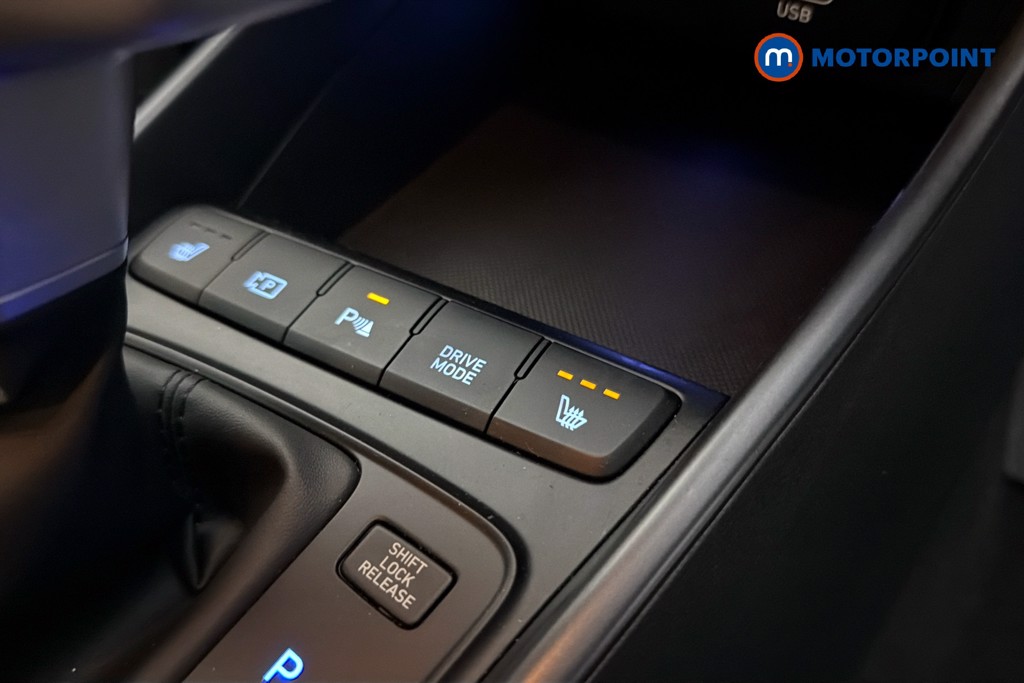 Hyundai I20 Premium Automatic Petrol Hatchback - Stock Number (1680338) - 14th supplementary image