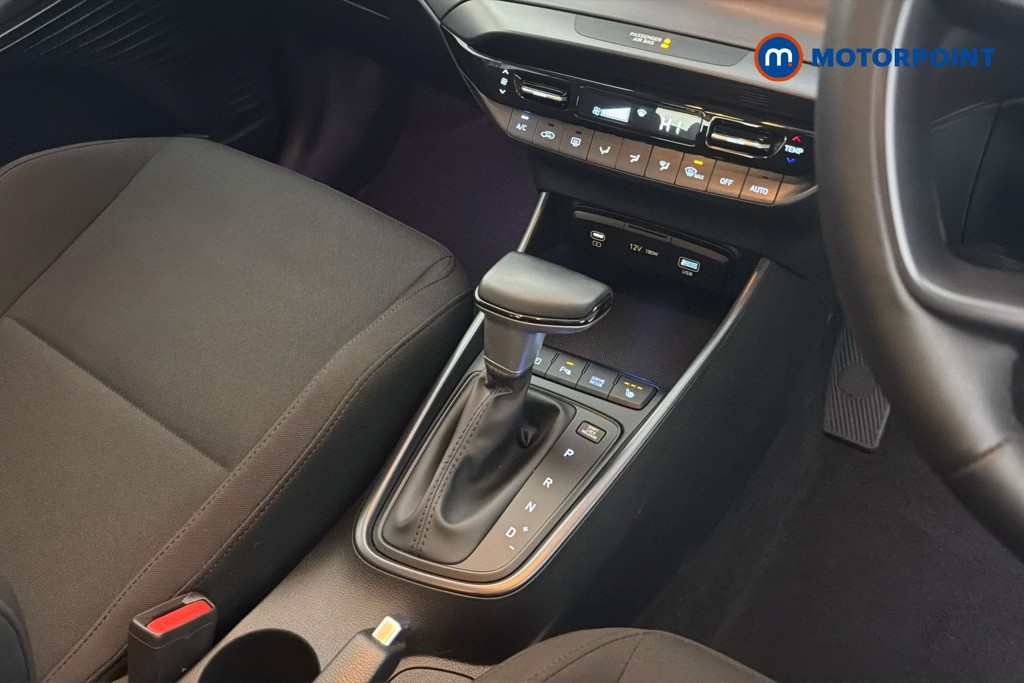 Hyundai I20 Premium Automatic Petrol Hatchback - Stock Number (1680338) - 15th supplementary image