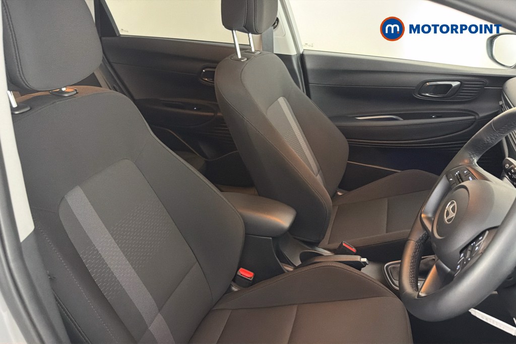 Hyundai I20 Premium Automatic Petrol Hatchback - Stock Number (1680338) - 22nd supplementary image