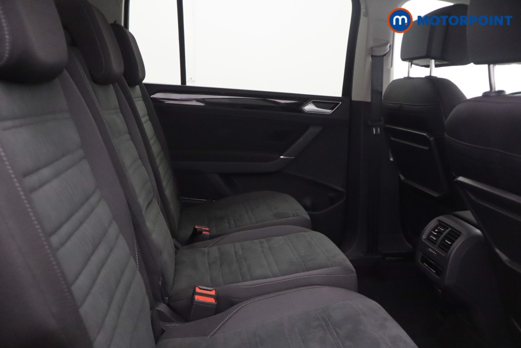Volkswagen Touran SEL Automatic Petrol People Carrier - Stock Number (1680383) - 8th supplementary image