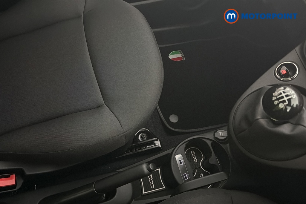 Fiat 500 1.0 Mild Hybrid 2Dr Manual Petrol Convertible - Stock Number (1680687) - 15th supplementary image