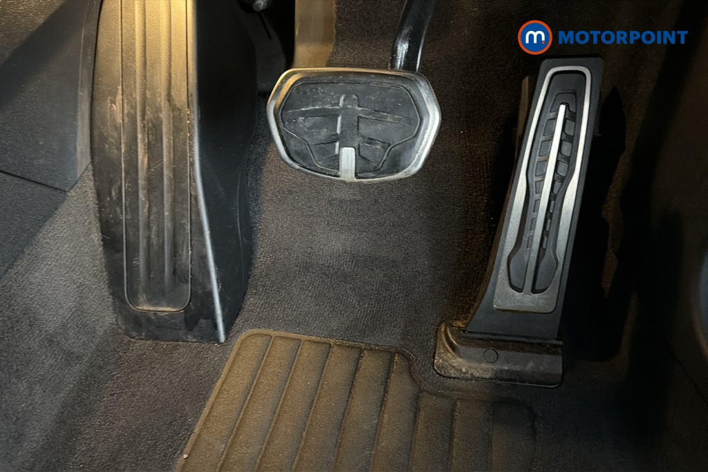 BMW 1 Series M Sport Automatic Petrol Hatchback - Stock Number (1680691) - 24th supplementary image