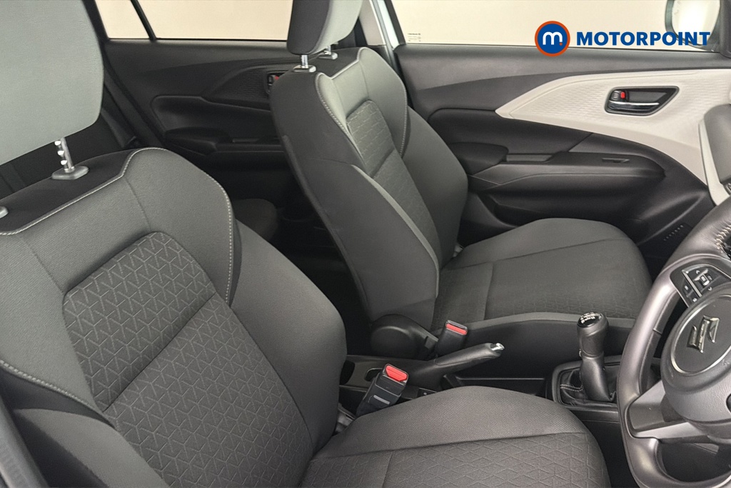 Suzuki Swift Motion Manual Petrol Hatchback - Stock Number (1680725) - 22nd supplementary image