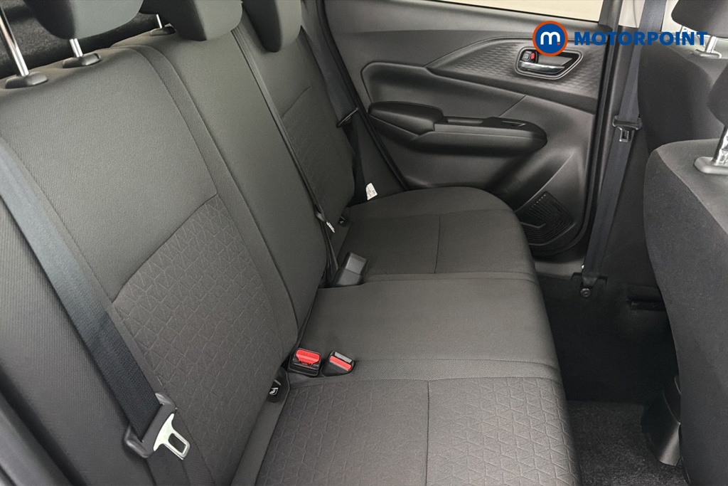 Suzuki Swift Motion Manual Petrol Hatchback - Stock Number (1680725) - 25th supplementary image