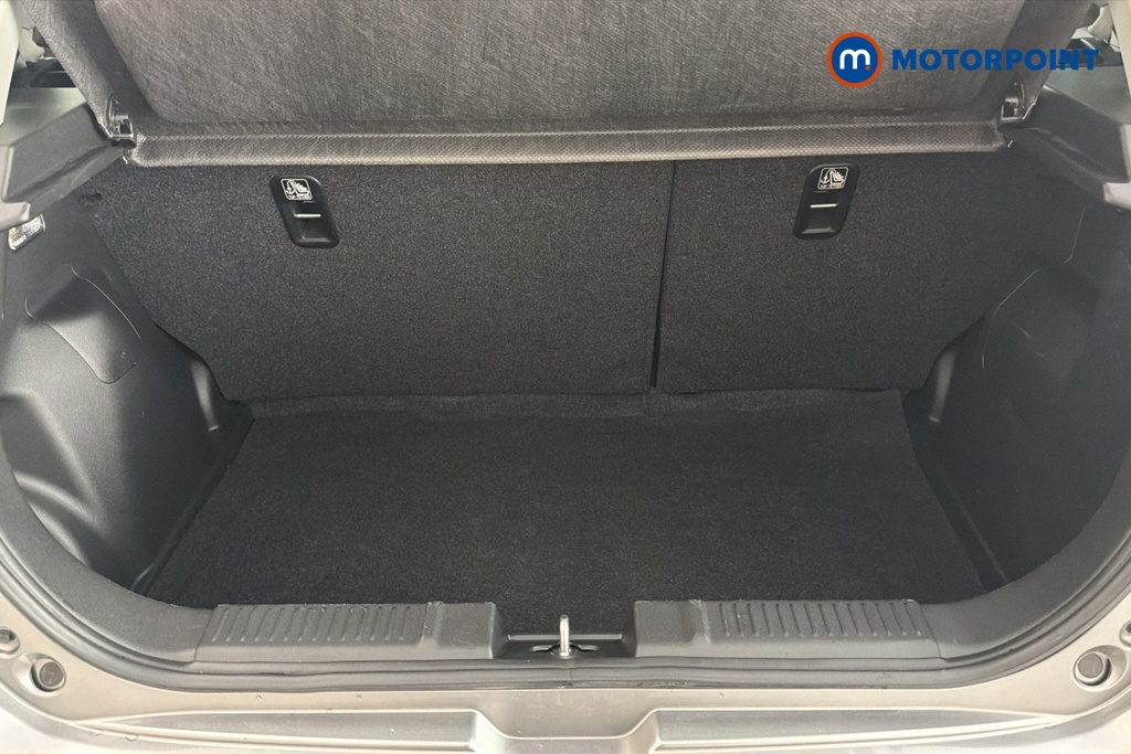 Suzuki Swift Motion Manual Petrol Hatchback - Stock Number (1680725) - 30th supplementary image