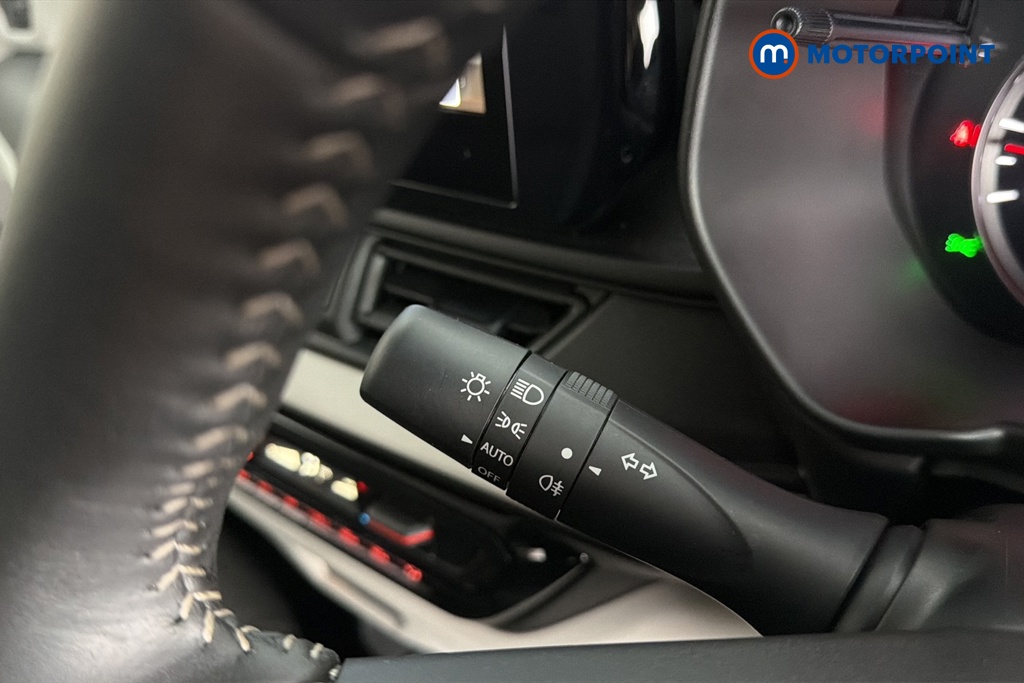 Suzuki Swift Motion Manual Petrol Hatchback - Stock Number (1680727) - 5th supplementary image
