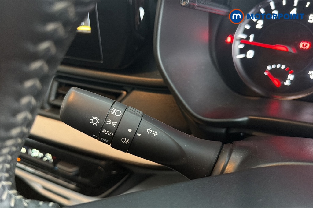 Suzuki Swift Motion Manual Petrol Hatchback - Stock Number (1680728) - 5th supplementary image
