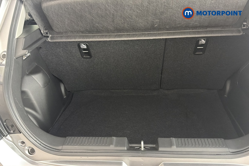 Suzuki Swift Motion Manual Petrol Hatchback - Stock Number (1680728) - 30th supplementary image