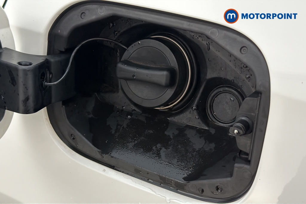 Mercedes-Benz A Class Amg Line Automatic Petrol Saloon - Stock Number (1680945) - 41st supplementary image
