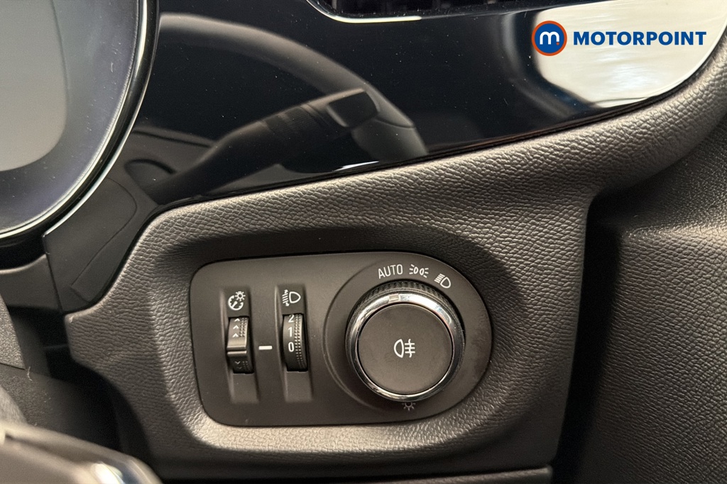 Vauxhall Corsa YES Manual Petrol Hatchback - Stock Number (1639792) - 11th supplementary image