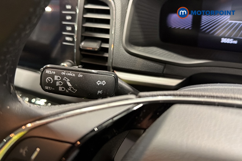 Skoda Karoq Se Drive Manual Petrol SUV - Stock Number (1642095) - 5th supplementary image