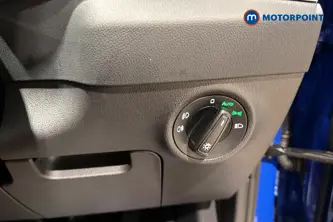 Skoda Karoq Se Drive Manual Petrol SUV - Stock Number (1642095) - 11th supplementary image