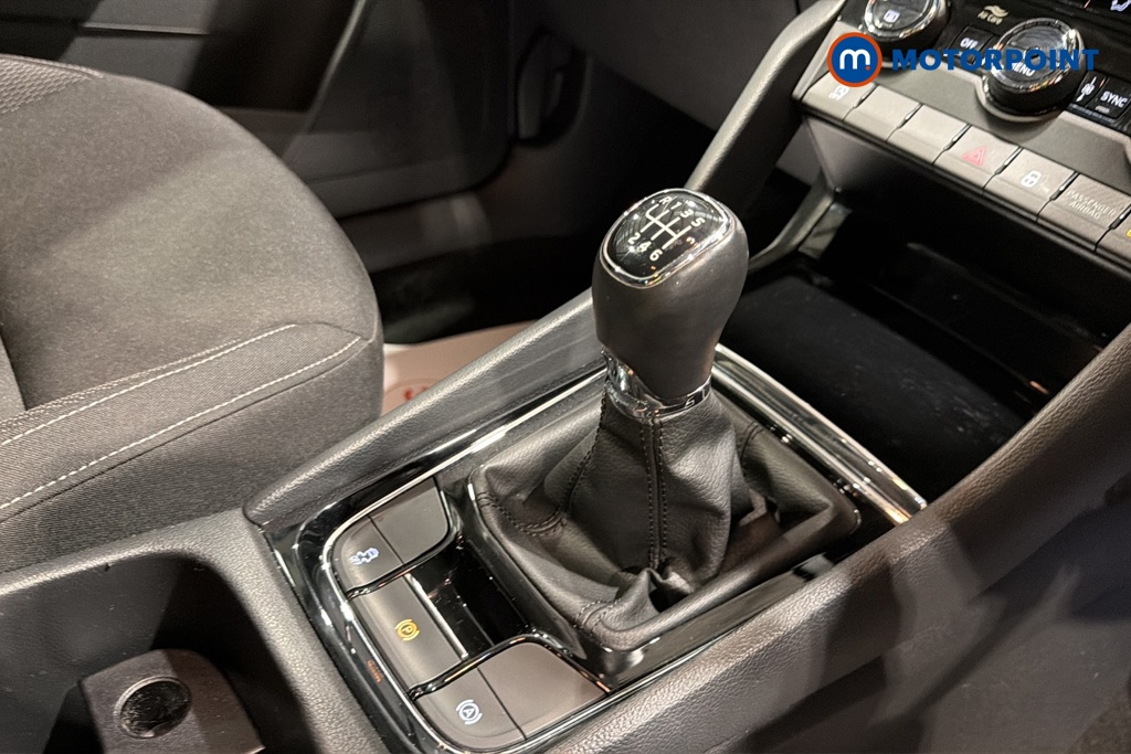 Skoda Karoq Se Drive Manual Petrol SUV - Stock Number (1642095) - 15th supplementary image