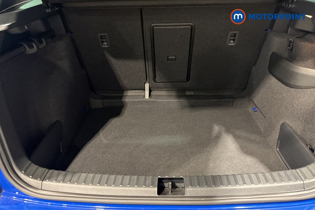 Skoda Karoq Se Drive Manual Petrol SUV - Stock Number (1642095) - 30th supplementary image
