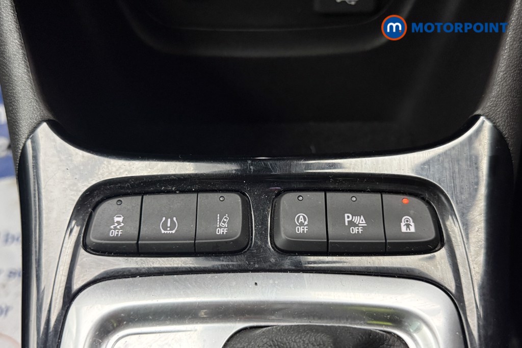 Vauxhall Crossland Ultimate Automatic Diesel SUV - Stock Number (1660077) - 17th supplementary image