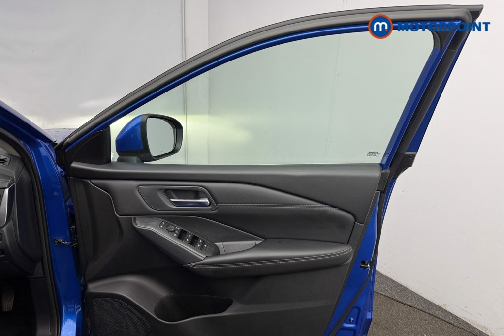 Nissan Qashqai Acenta Premium Manual Petrol SUV - Stock Number (1663389) - 18th supplementary image