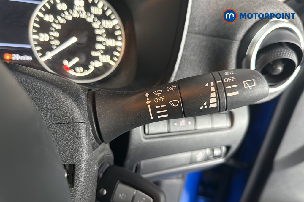 Nissan Juke Acenta Premium Manual Petrol SUV - Stock Number (1667602) - 6th supplementary image