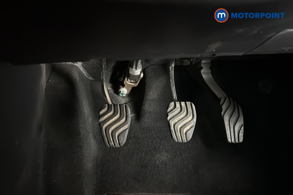 Nissan Juke Acenta Premium Manual Petrol SUV - Stock Number (1667602) - 24th supplementary image