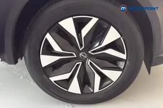 Nissan Juke Acenta Premium Manual Petrol SUV - Stock Number (1667602) - 47th supplementary image