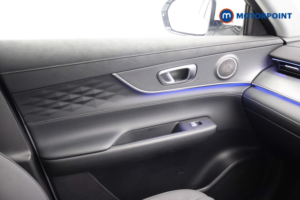 Chery Tiggo 8 Summit Automatic Petrol Plug-In Hybrid SUV - Stock Number (1669607) - 12th supplementary image