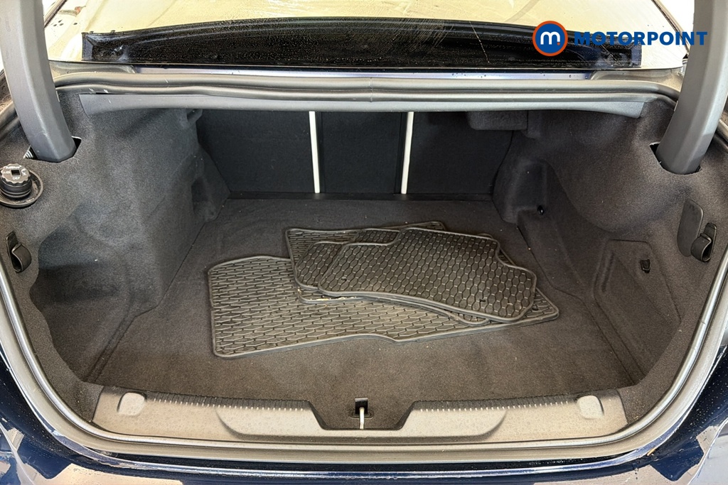 Jaguar XE R-Dynamic Se Automatic Diesel Saloon - Stock Number (1670498) - 30th supplementary image
