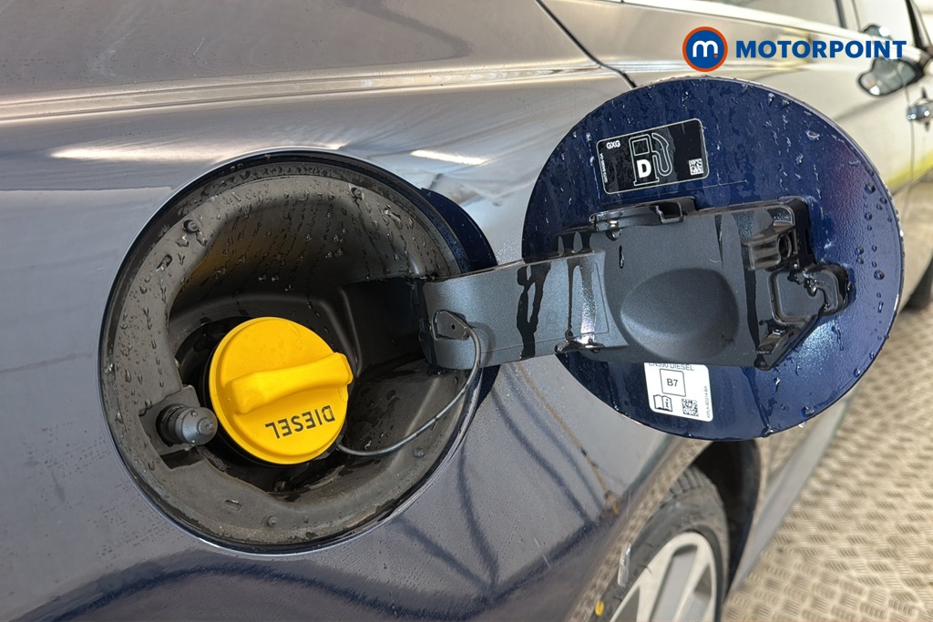 Jaguar XE R-Dynamic Se Automatic Diesel Saloon - Stock Number (1670498) - 41st supplementary image