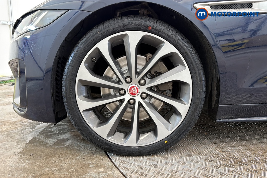 Jaguar XE R-Dynamic Se Automatic Diesel Saloon - Stock Number (1670498) - 44th supplementary image