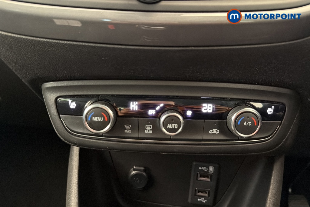 Vauxhall Crossland Ultimate Manual Diesel SUV - Stock Number (1671356) - 12th supplementary image