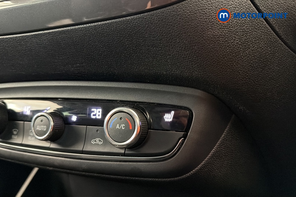 Vauxhall Crossland Ultimate Manual Diesel SUV - Stock Number (1671356) - 14th supplementary image